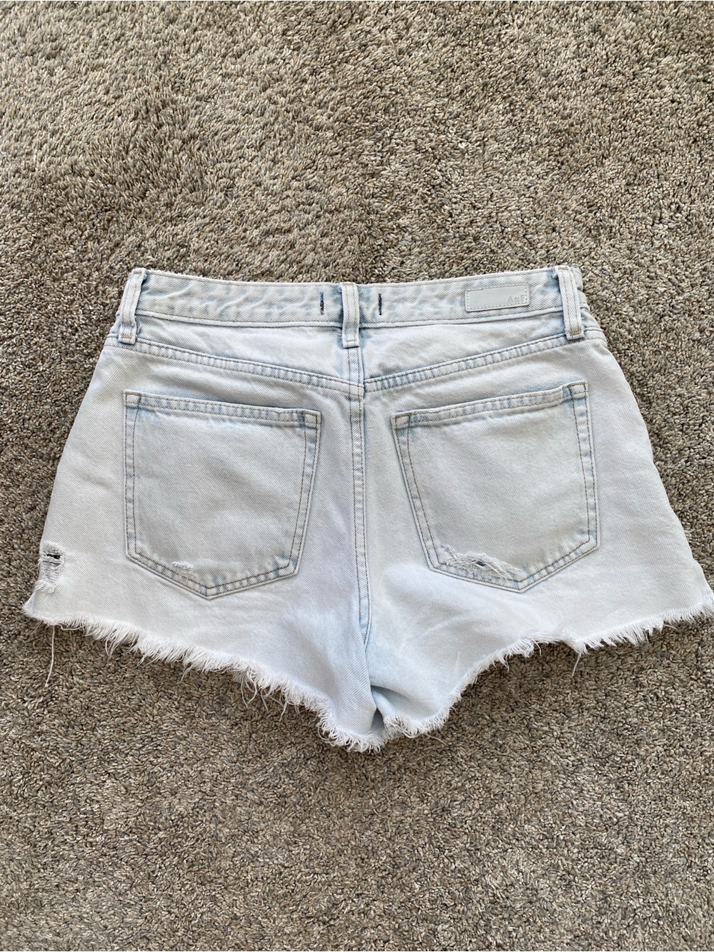Abercrombie& Fitch Light Wash Annie High Rise Denim Shorts 29/8 - Picture 5 of 6